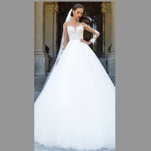 Mila Nova Jersaey Wedding Gown